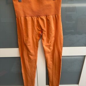 NVGTN Contour Leggings